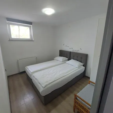 Spring And Summer Near Ljubljana With Free Secure Parking *