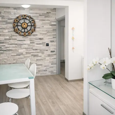 Spring And Summer Cosy Family Apartment Near Ljubljana & Parking Apartman Domzale