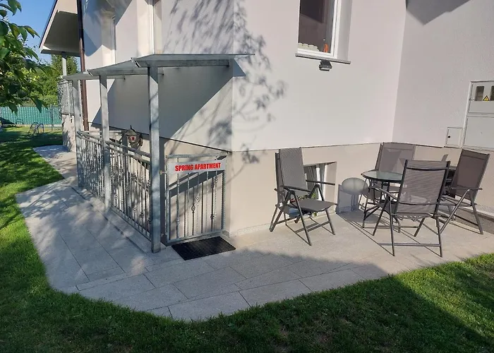 Spring And Summer Near Ljubljana With Free Secure Parking *