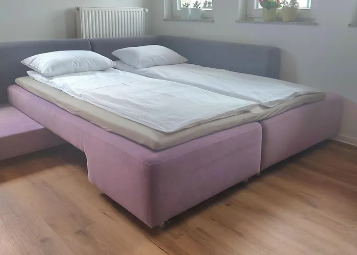 Spring And Summer Near Ljubljana With Free Secure Parking 아파트 돔잘