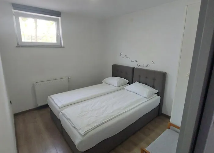 Spring And Summer Near Ljubljana With Free Secure Parking *