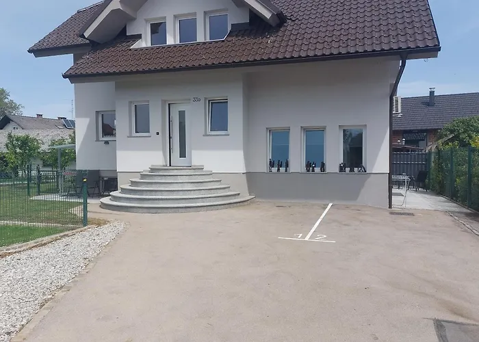 Spring And Summer Near Ljubljana With Free Secure Parking * 돔잘